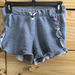 comfy ruffled shorts